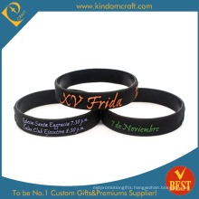 2015 Fashion Embossed Silicone Wristband with Coloring (LN-017)